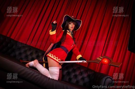 Aery Tiefling 网盘里的Aery Tiefling:吊带で不止是轻松一下哦